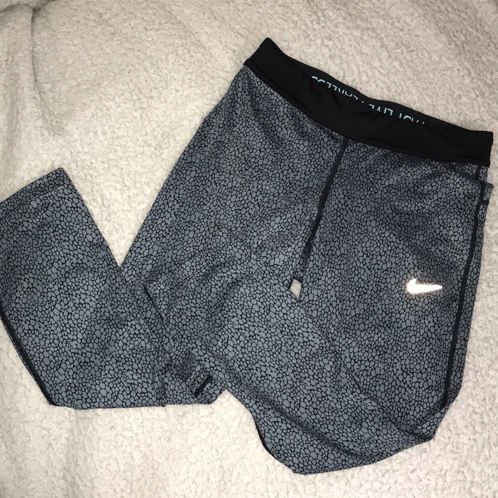 Dri-fit cropped leggings